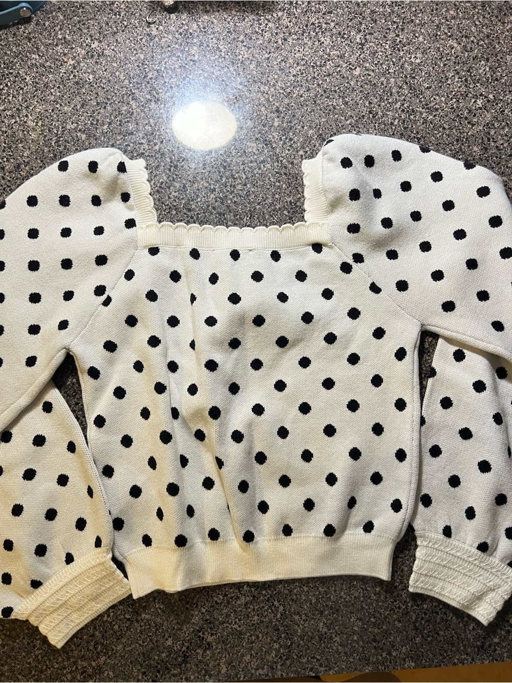 Willow & Wind Polka Dot Puff Sleeve Sweater White & Black Large Junior